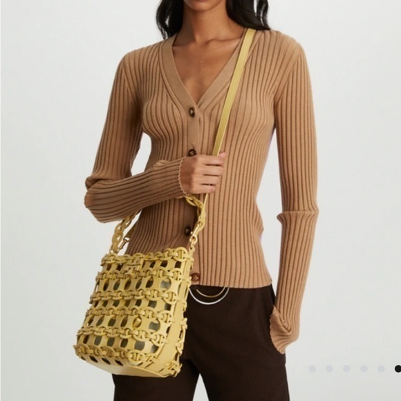 Tory Burch Handbags - MCGRAW DIE-CUT SMALL BUCKET
BAG